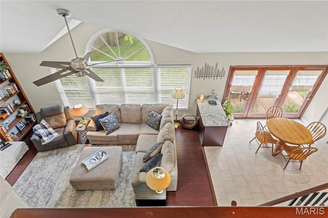 484 Saint Thomas Isle Lane, Wildwood, MO 63040