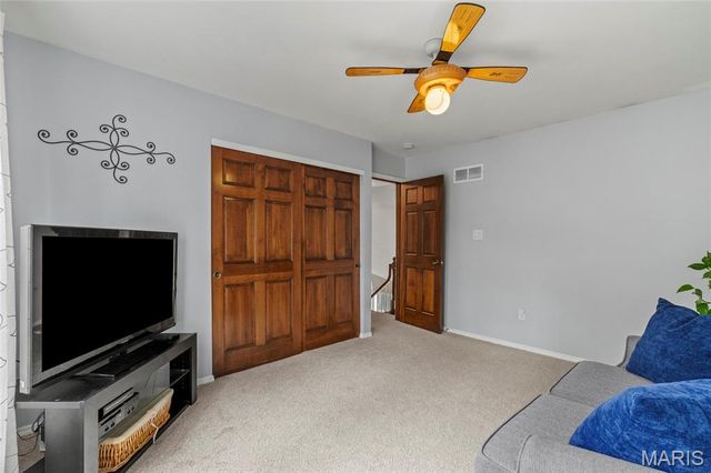 484 Saint Thomas Isle Lane, Wildwood, MO 63040
