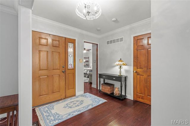 484 Saint Thomas Isle Lane, Wildwood, MO 63040