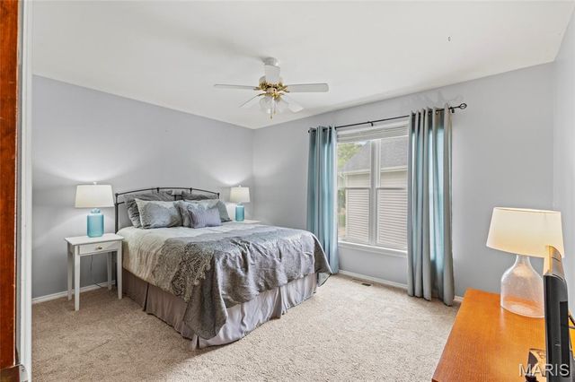 484 Saint Thomas Isle Lane, Wildwood, MO 63040