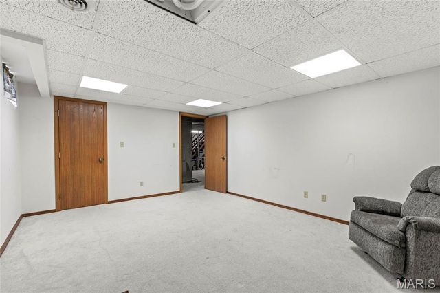 484 Saint Thomas Isle Lane, Wildwood, MO 63040