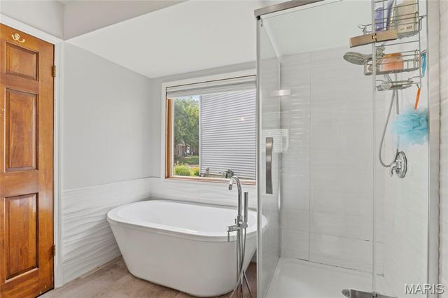 484 Saint Thomas Isle Lane, Wildwood, MO 63040