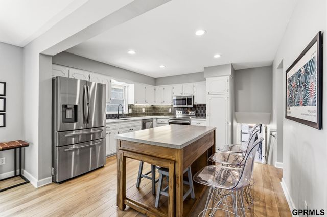 317 S 129Th Street, Omaha, NE 68154
