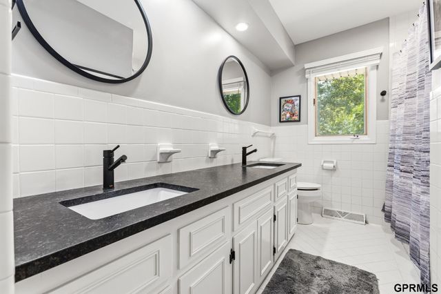 317 S 129Th Street, Omaha, NE 68154