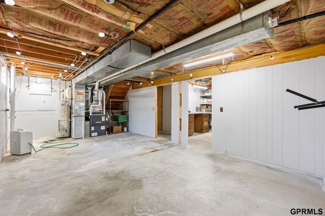 317 S 129Th Street, Omaha, NE 68154