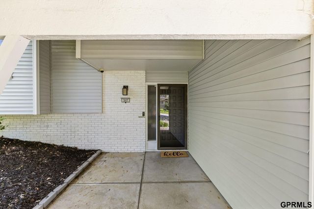317 S 129Th Street, Omaha, NE 68154