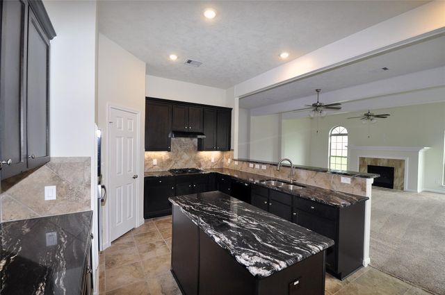 3708 Pedregal Road, League City, TX 77539