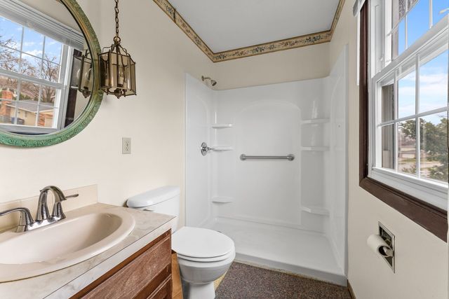 1321 Terrace Park Drive, Bettendorf, IA 52722