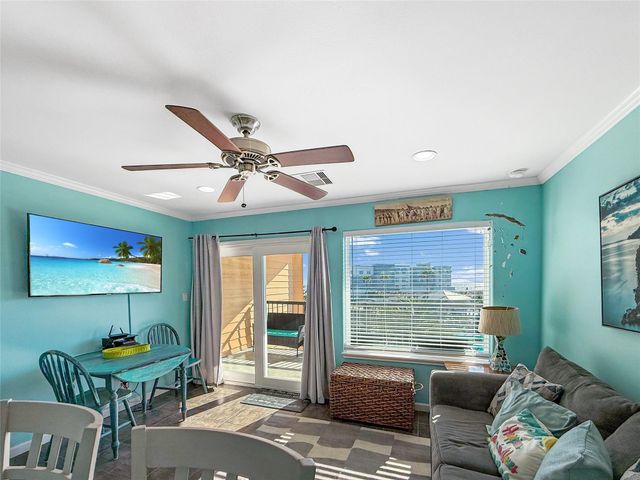 9520 Seawall Boulevard 329, Galveston, TX 77554