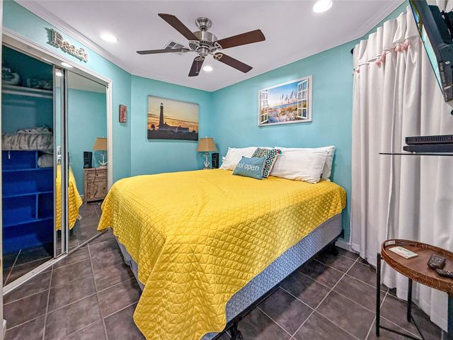 9520 Seawall Boulevard 329, Galveston, TX 77554