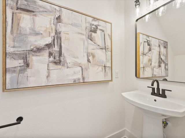 241 Rebecca Street A/B, Houston, TX 77022