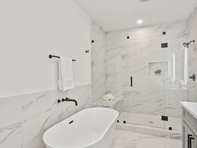 241 Rebecca Street A/B, Houston, TX 77022