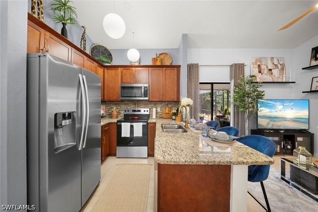 19101 Pine Run LN, Fort Myers, FL 33967