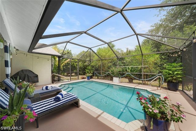 19101 Pine Run LN, Fort Myers, FL 33967