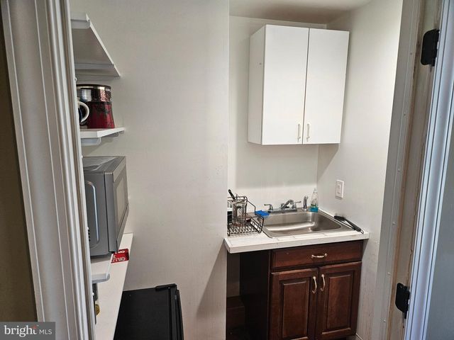 606 GERMANTOWN PIKE, Lafayette Hill, PA 19444