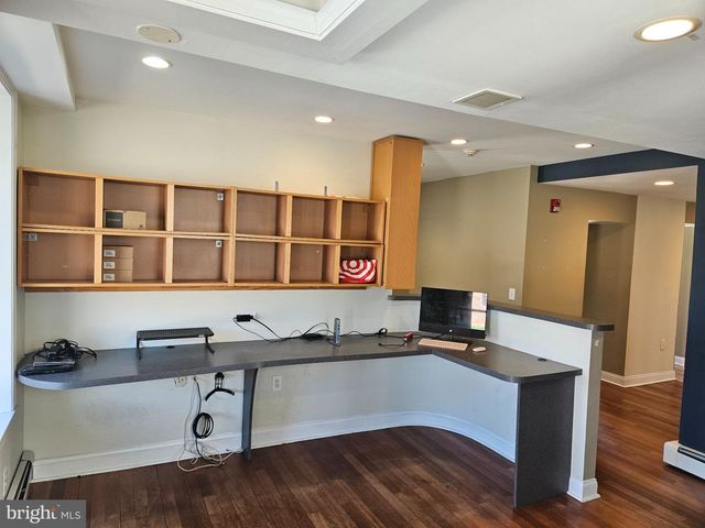 606 GERMANTOWN PIKE, Lafayette Hill, PA 19444