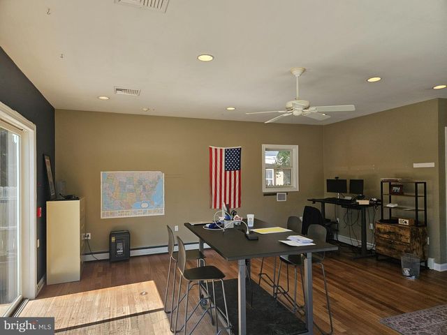 606 GERMANTOWN PIKE, Lafayette Hill, PA 19444