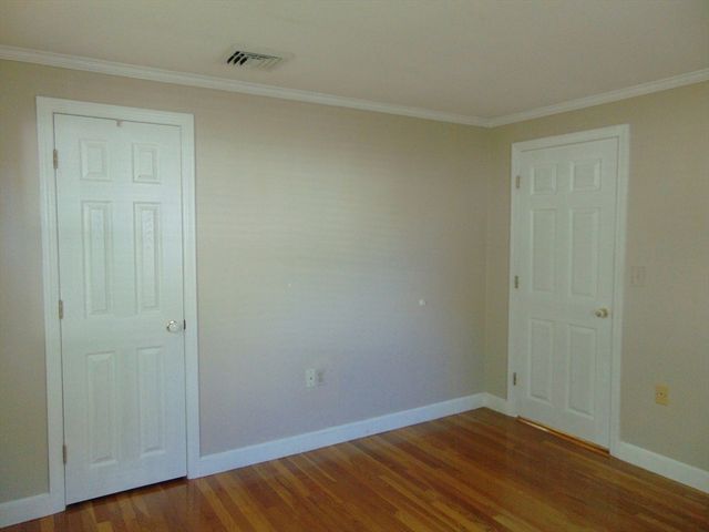 225 Reingold Ave, Fitchburg, MA 01420