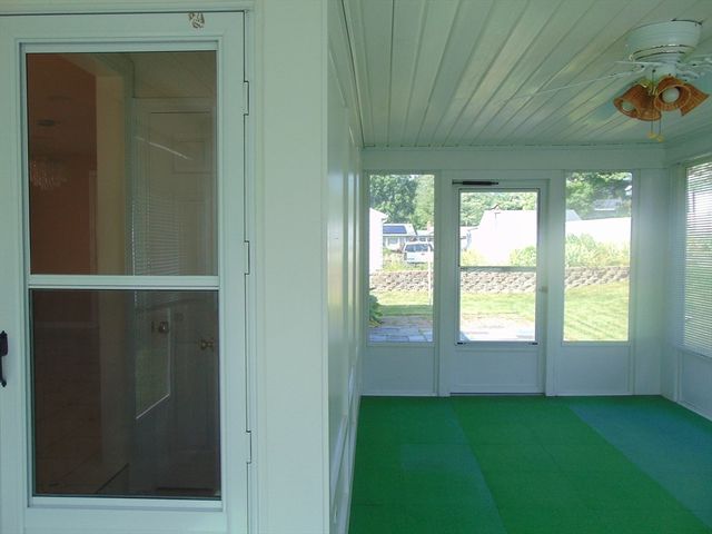 225 Reingold Ave, Fitchburg, MA 01420
