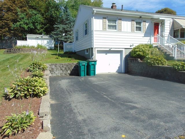 225 Reingold Ave, Fitchburg, MA 01420