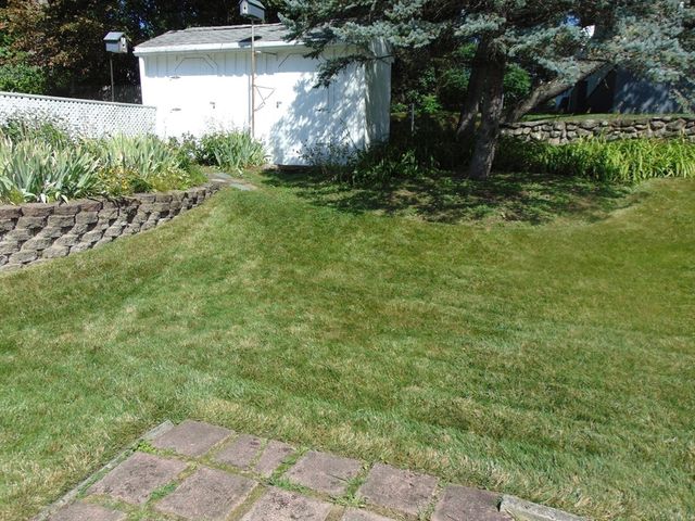 225 Reingold Ave, Fitchburg, MA 01420
