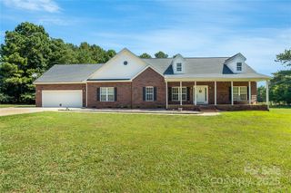 1225 Timber Run Drive, Dallas, NC 28034