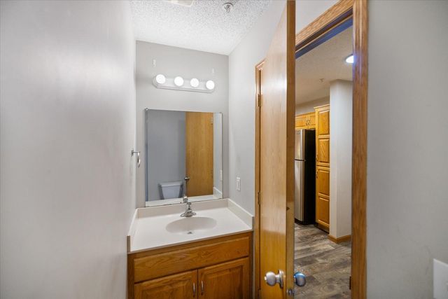 5604 100th Lane N, Brooklyn Park, MN 55443