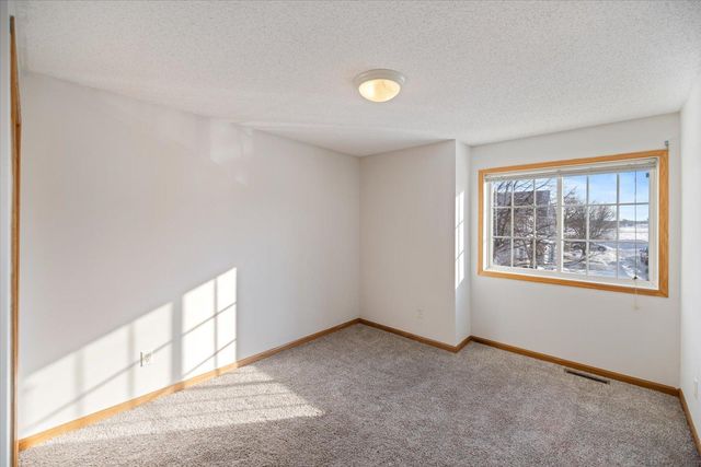 5604 100th Lane N, Brooklyn Park, MN 55443