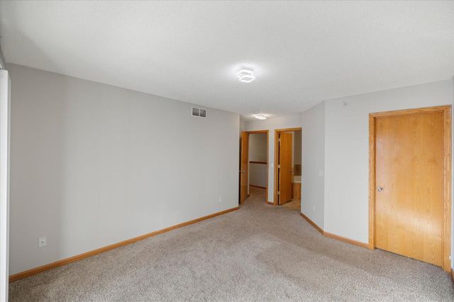 5604 100th Lane N, Brooklyn Park, MN 55443