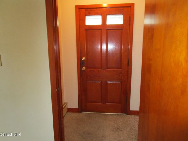 2542 Augustine Avenue, Rotterdam, NY 12306