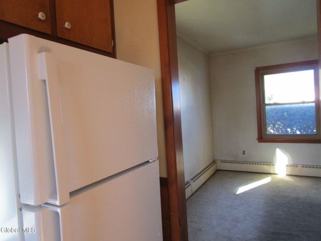 2542 Augustine Avenue, Rotterdam, NY 12306