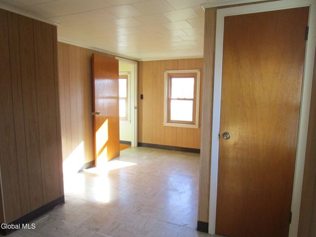 2542 Augustine Avenue, Rotterdam, NY 12306