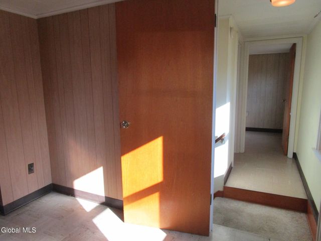 2542 Augustine Avenue, Rotterdam, NY 12306