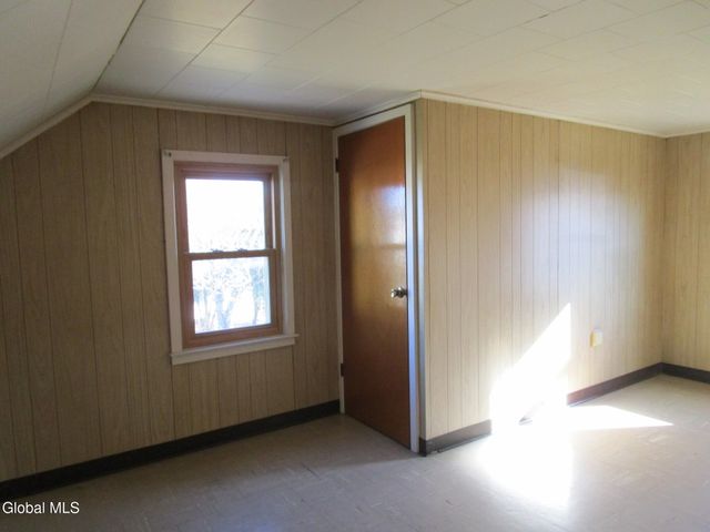 2542 Augustine Avenue, Rotterdam, NY 12306