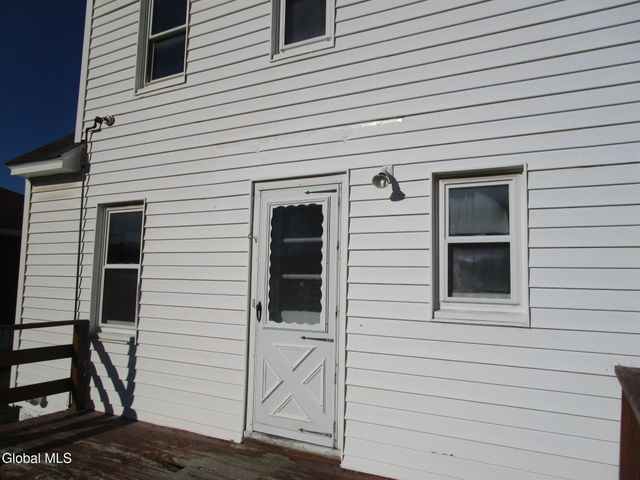 2542 Augustine Avenue, Rotterdam, NY 12306