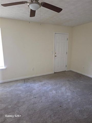 8257 Mountain Pass, Riverdale, GA 30274