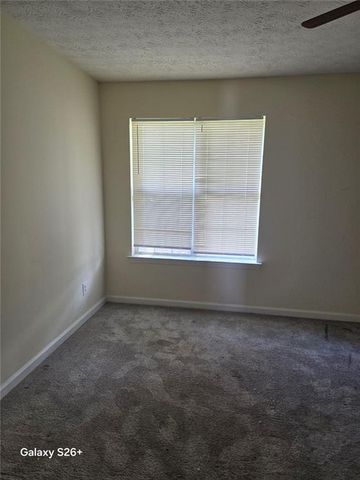 8257 Mountain Pass, Riverdale, GA 30274