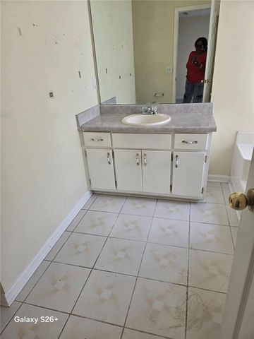 8257 Mountain Pass, Riverdale, GA 30274