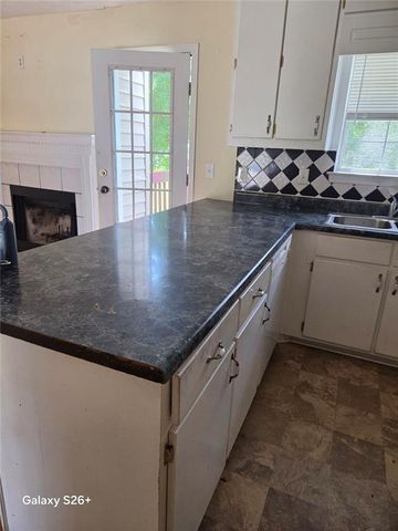 8257 Mountain Pass, Riverdale, GA 30274