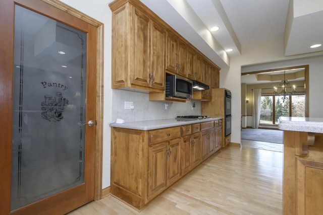 18840 Saratoga COURT, Brookfield, WI 53045