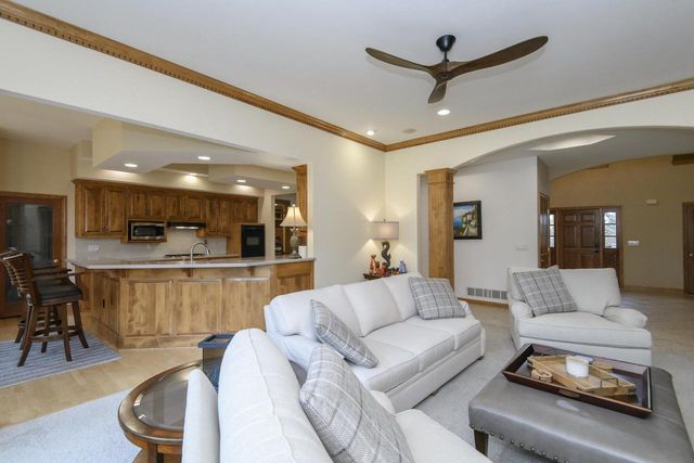 18840 Saratoga COURT, Brookfield, WI 53045