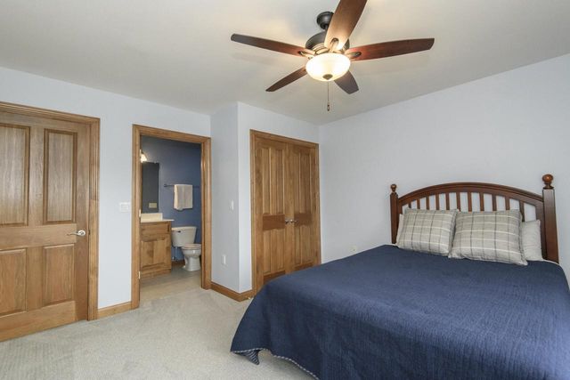 18840 Saratoga COURT, Brookfield, WI 53045