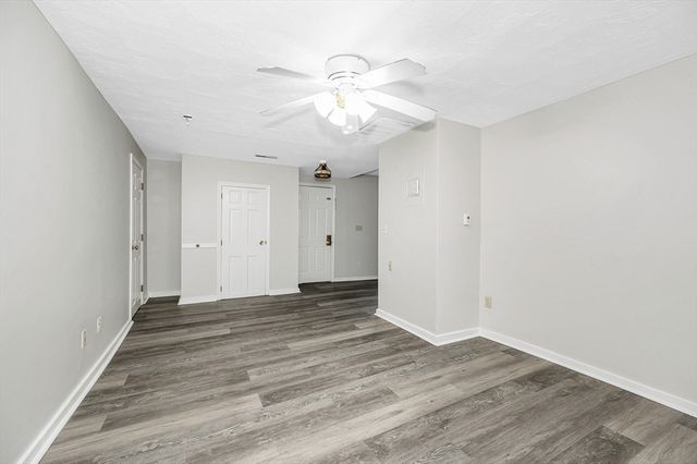 98 School Street 2R, Lowell, MA 01854