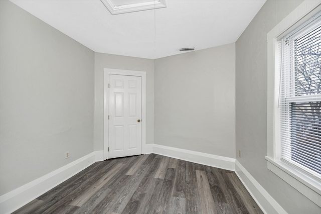 98 School Street 2R, Lowell, MA 01854