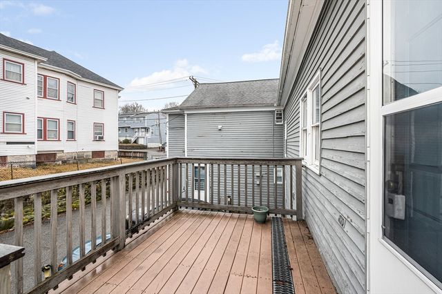 98 School Street 2R, Lowell, MA 01854