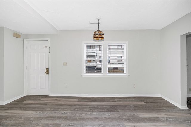 98 School Street 2R, Lowell, MA 01854