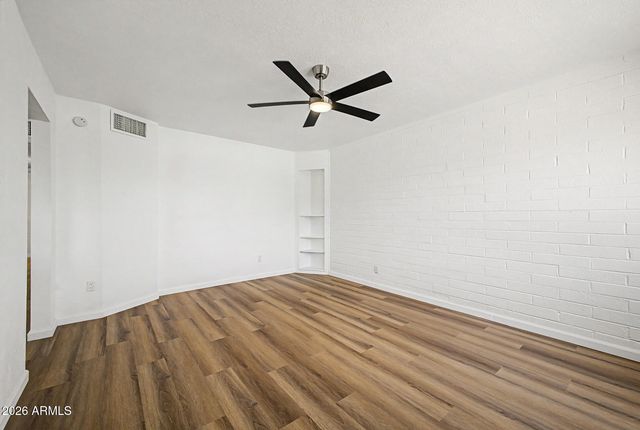 2113 W LUPINE Avenue, Phoenix, AZ 85029