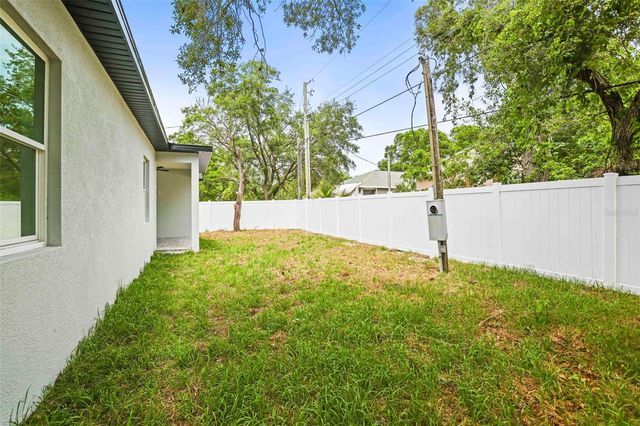 330 ARCHIMEDES STREET, Dunedin, FL 34698