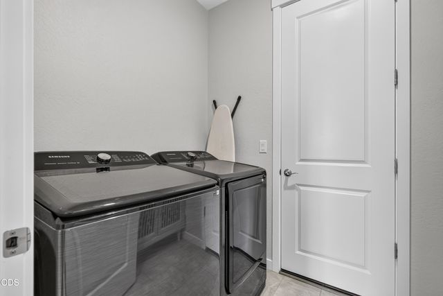 327 Arrowhead Trail, Eagle Point, OR 97524