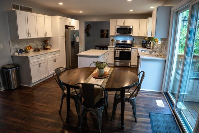 19901 S Riverhill Drive Drive, Clinton Township, MI 48036
